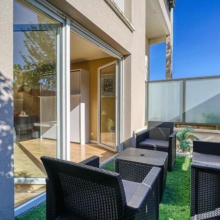 Charmant Studio Avec Terrasse Et Parking Corbeil-Essonnes Exteriör bild